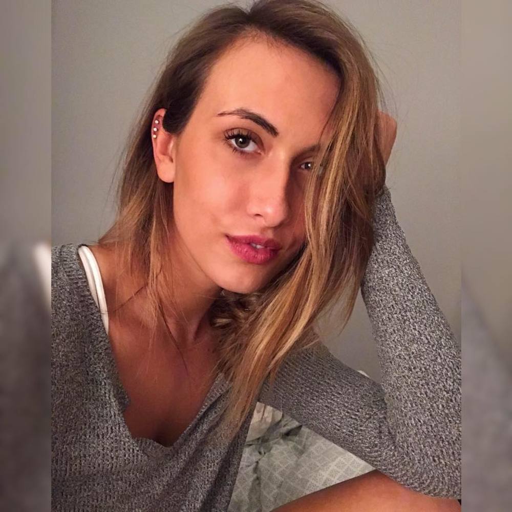 Meet your Posher, Brooke